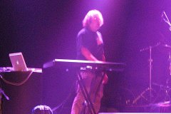 yoghurt_images_photo_live_20060917_patronaat_fjodor-buis_62_groot