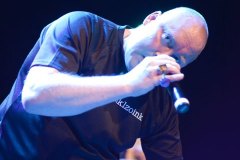 yoghurt_images_photo_live_20111218_patronaat_eric-keyzer_047_groot
