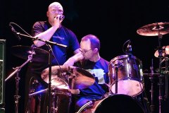 yoghurt_images_photo_live_20111218_patronaat_eric-keyzer_088_groot