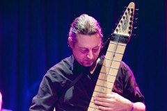 yoghurt_images_photo_live_20111218_patronaat_eric-keyzer_093_groot
