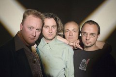 yoghurt_images_photo_official_2006_eric-keyzer_oh_groepsfoto_10_groot