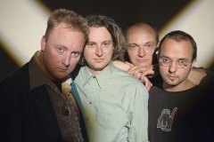 yoghurt_images_photo_official_2006_eric-keyzer_oh_groepsfoto_11_groot