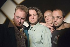 yoghurt_images_photo_official_2006_eric-keyzer_oh_groepsfoto_14_groot