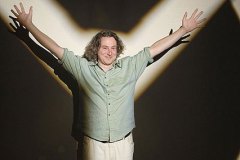 yoghurt_images_photo_official_2006_eric-keyzer_oh_victor_02_groot
